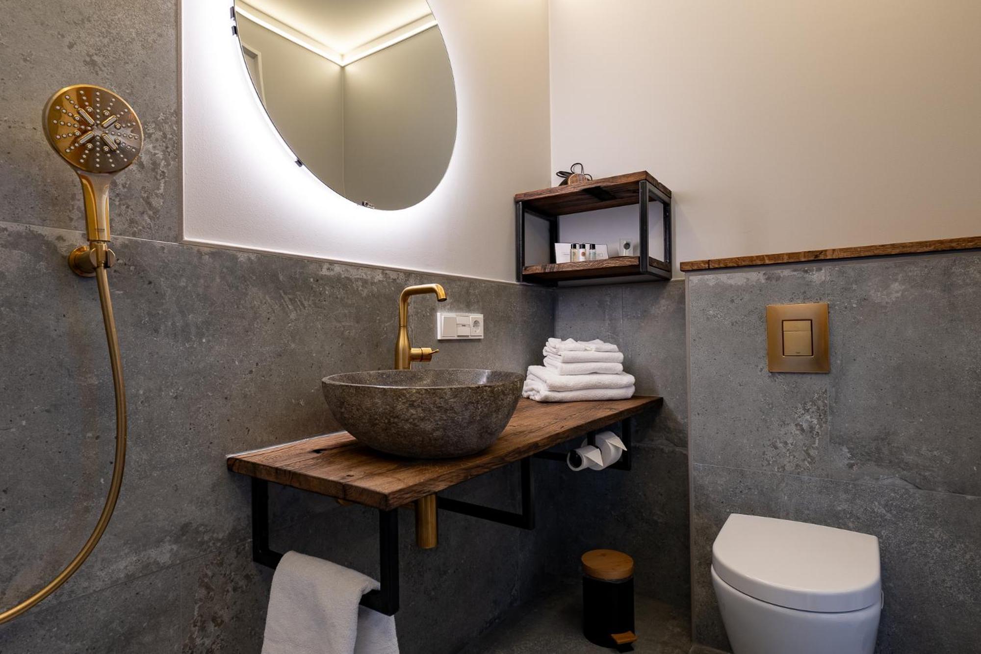 Hotel Zeezicht ฮาร์ลิงเงน ภายนอก รูปภาพ